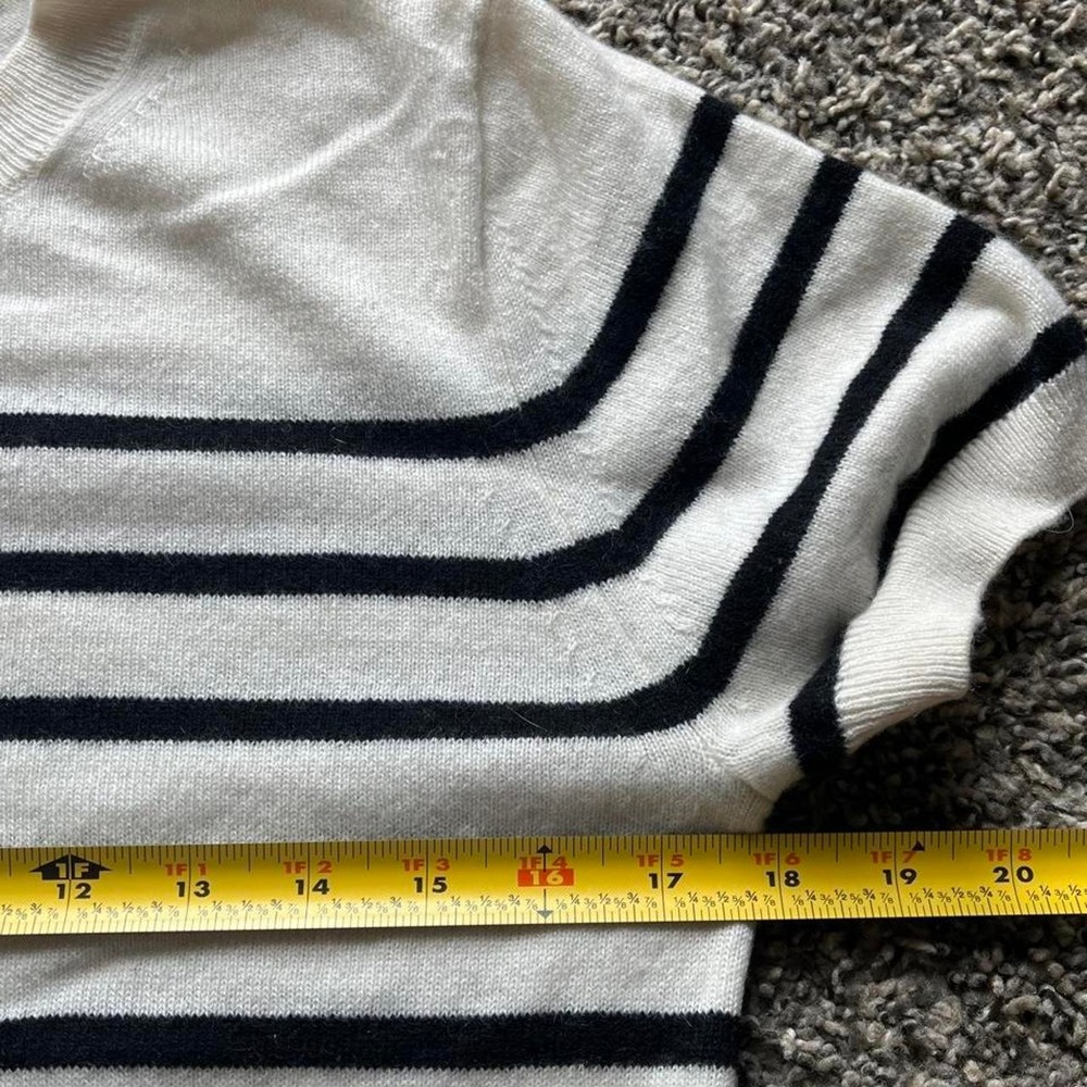 Quince Mongolian Cashmere Striped Short Sleeve Sweater Ivory Black L STIEC01 - Picture 5 of 6